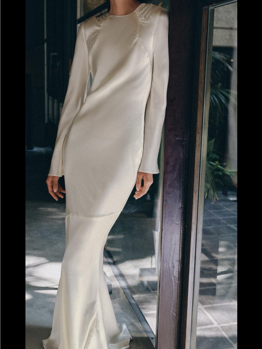 Zara Ivory Long-Sleeve Maxi Dress - Picture 3 of 5